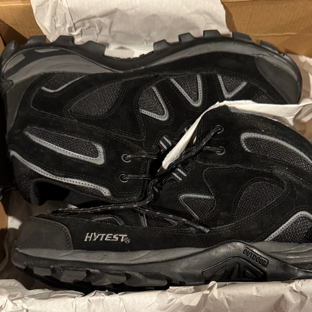 Hytest Black Men's Hiking Shoes